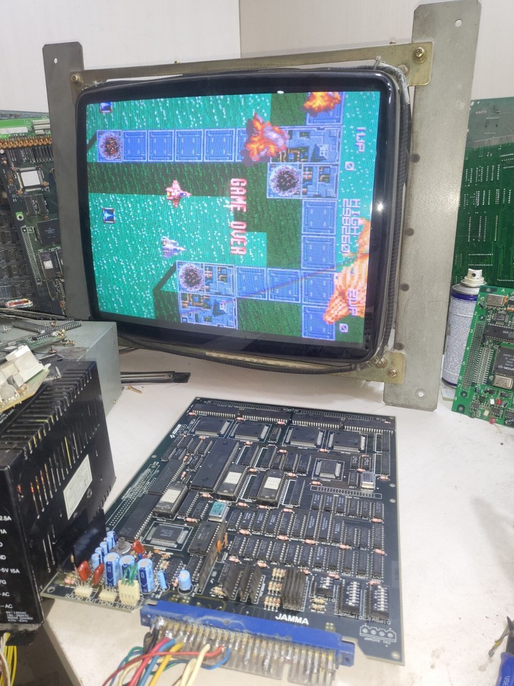LIGHTNING FIGHTERS BY KONAMI ARCADE PCB JAMMA ORIGINAL
