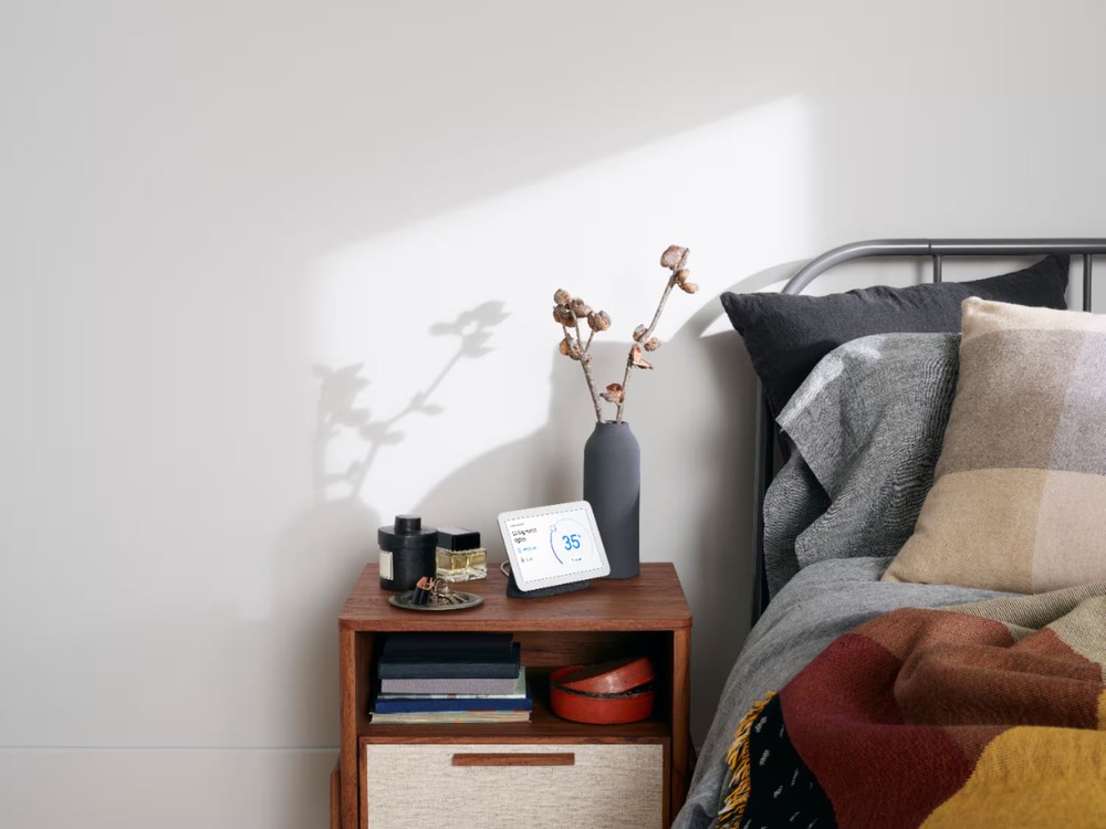 Nest Hub 7Smart Touchscreen Display with Google Assistant (2nd Gen) - Charcoal