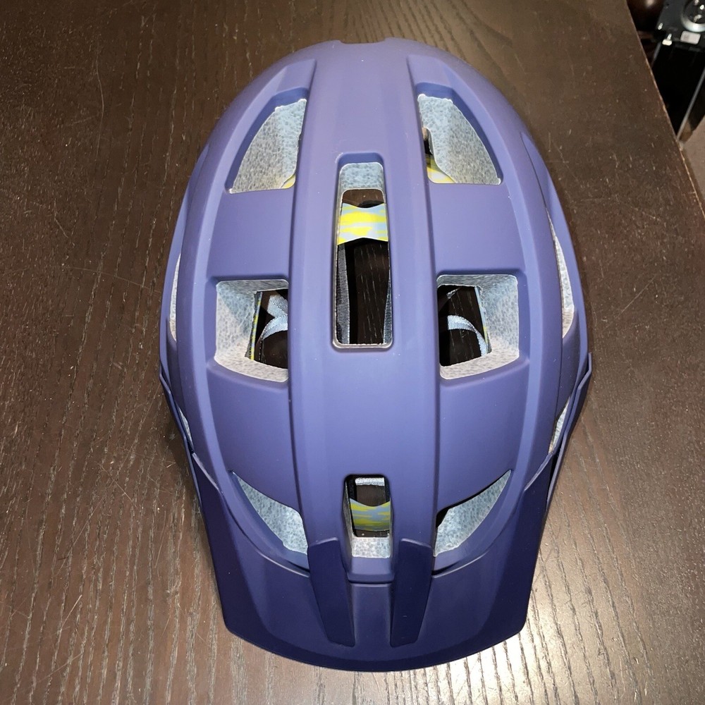 NEW! Smith Venture Helmet MIPS (Med 55-59cm)
