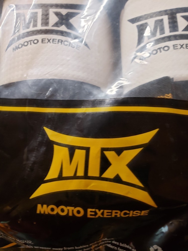 MOOTO Exercise Forearm guard/arm guard approved by WT/Taekwondo arm Protector