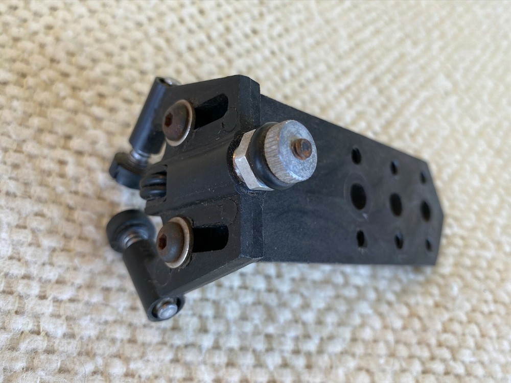 Shoot Through Archery Wheel Rest