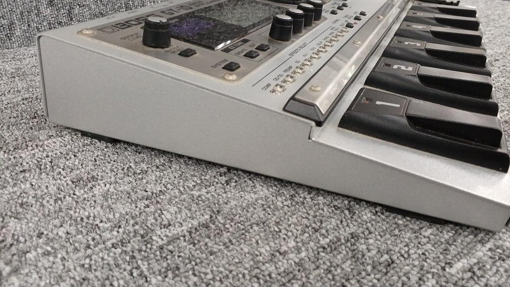 BOSS GT-10 MULTI-EFFECTOR 591417