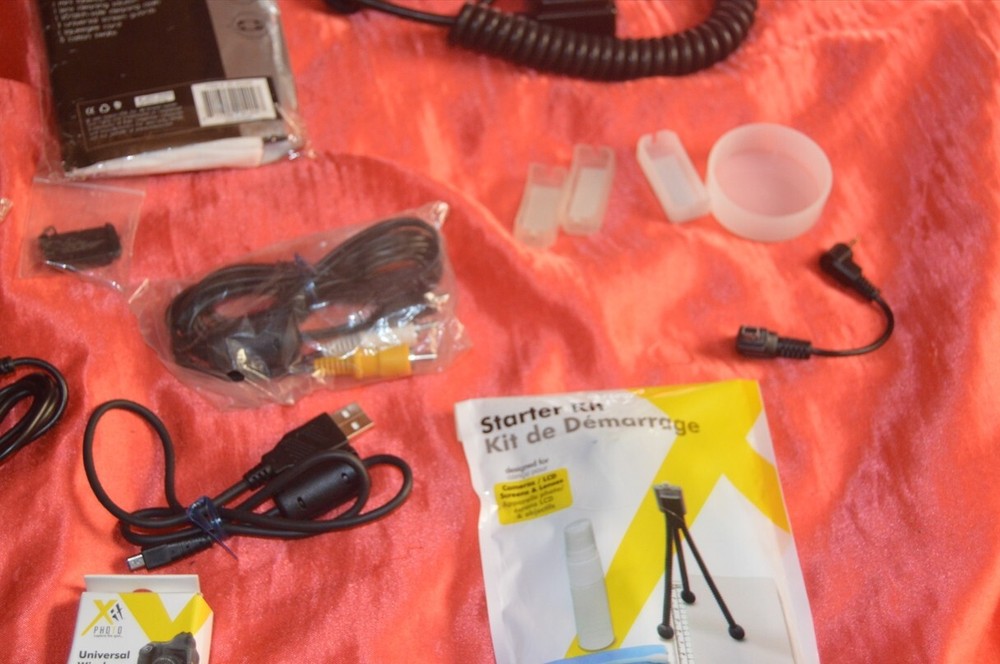 Digital Camera DSLR Starter Kit Flash USB Jack Cord Adapters Cable Nikon Pkg LOT