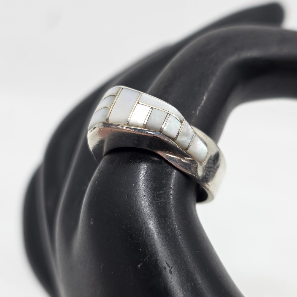 Native American Navajo Sterling Silver Shell UNIQUE Ring 8