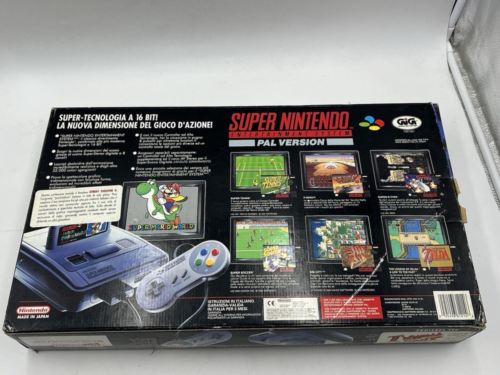 Super Nintendo Console PAL Version Special Edition Street Fighter II
