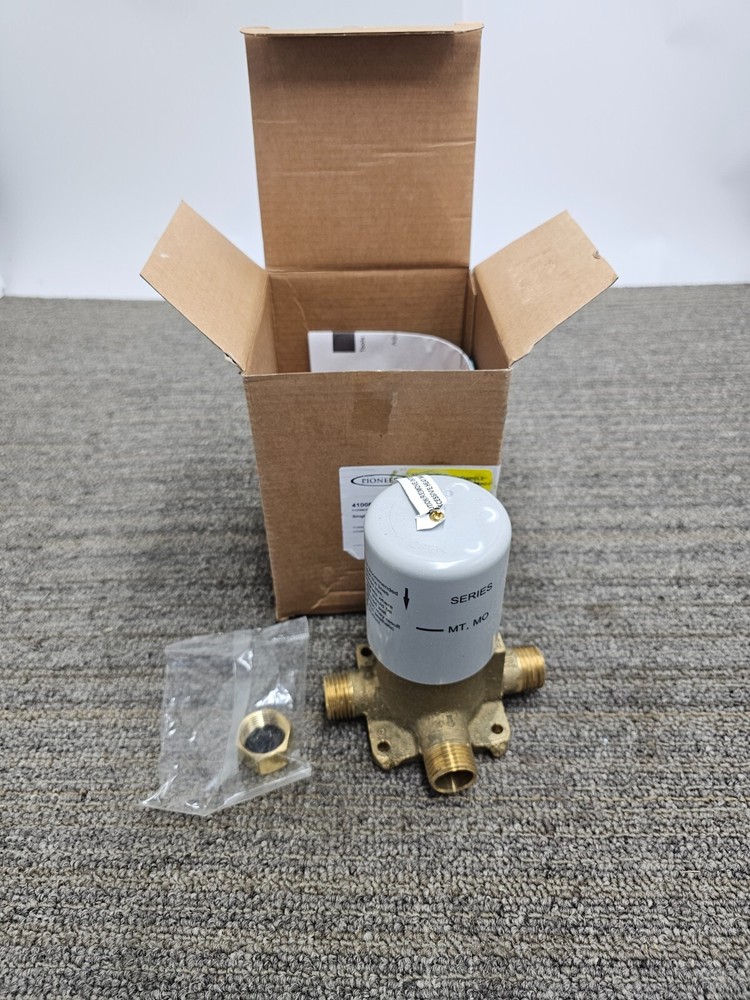 Pioneer Single Handle Three-Way Diverter Valve In Bronze Ceramic 1/2" 4100B
