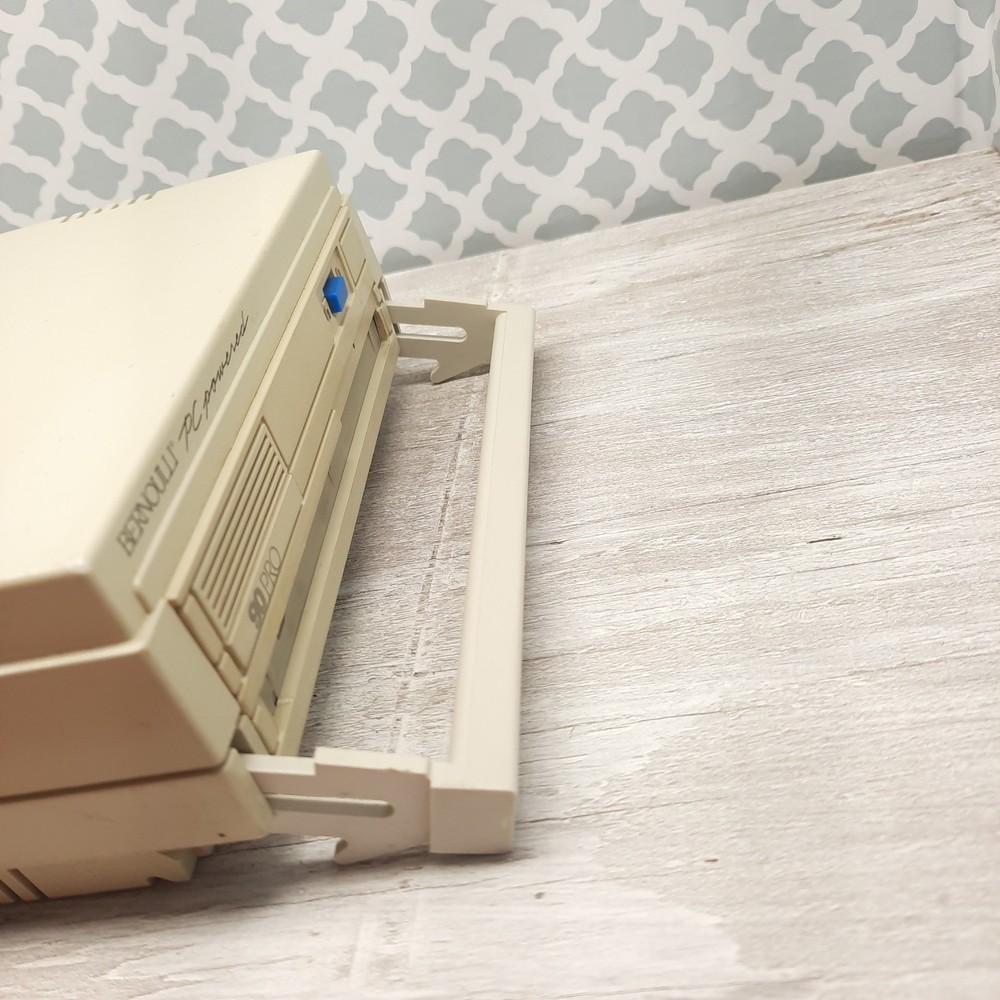 Vintage Bernoulli 90 Pro PC Powered External SCSI Drive - Untested