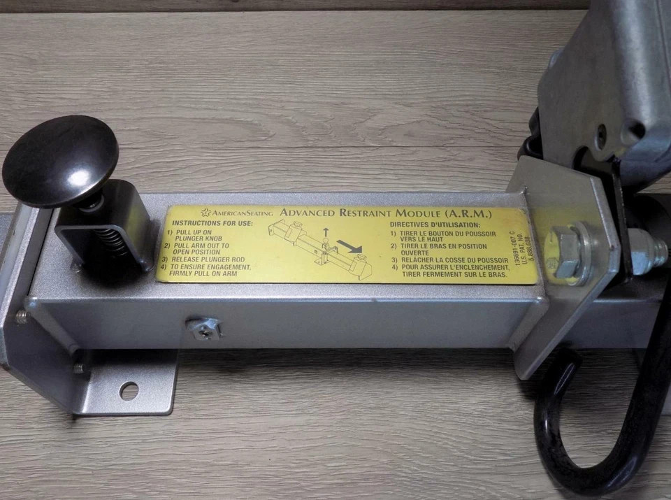 Advanced Restraint Module 136501607 Wheelchair Restraint