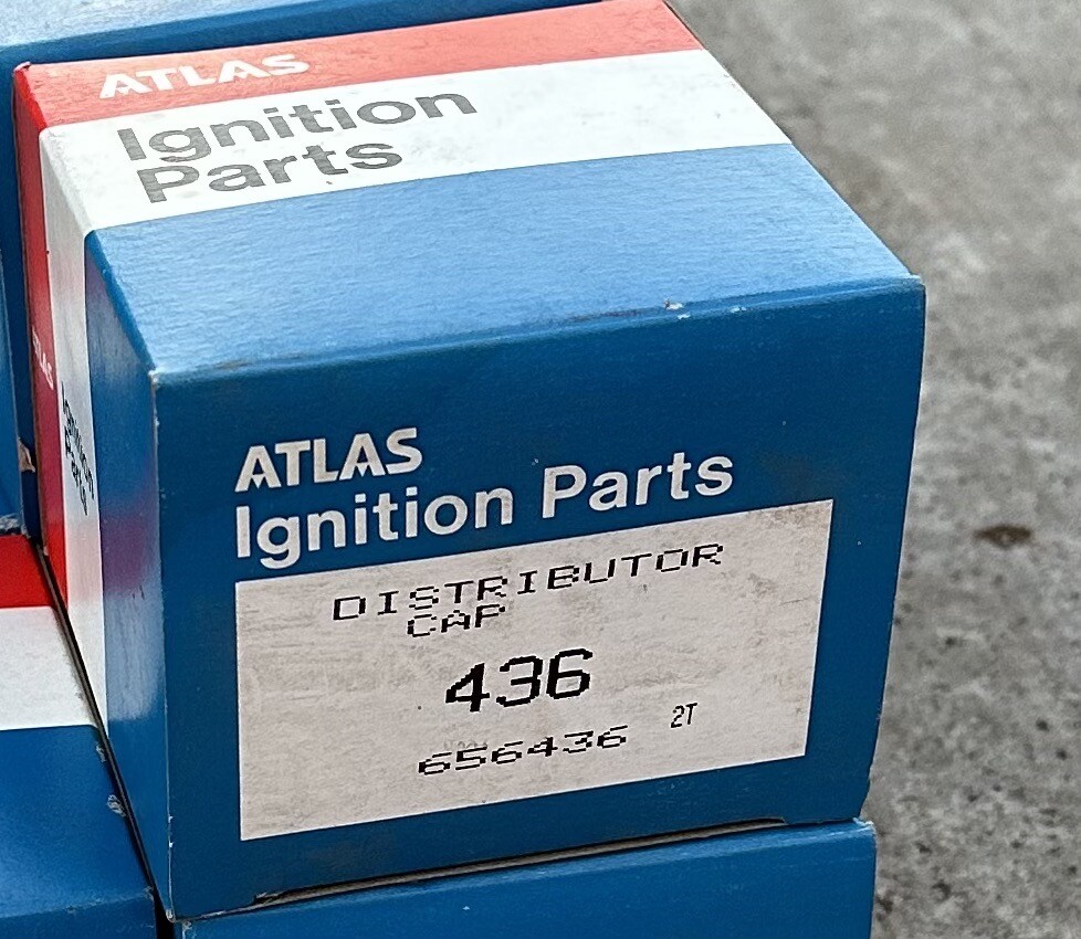 New NOS Atlas Distributor Cap 436