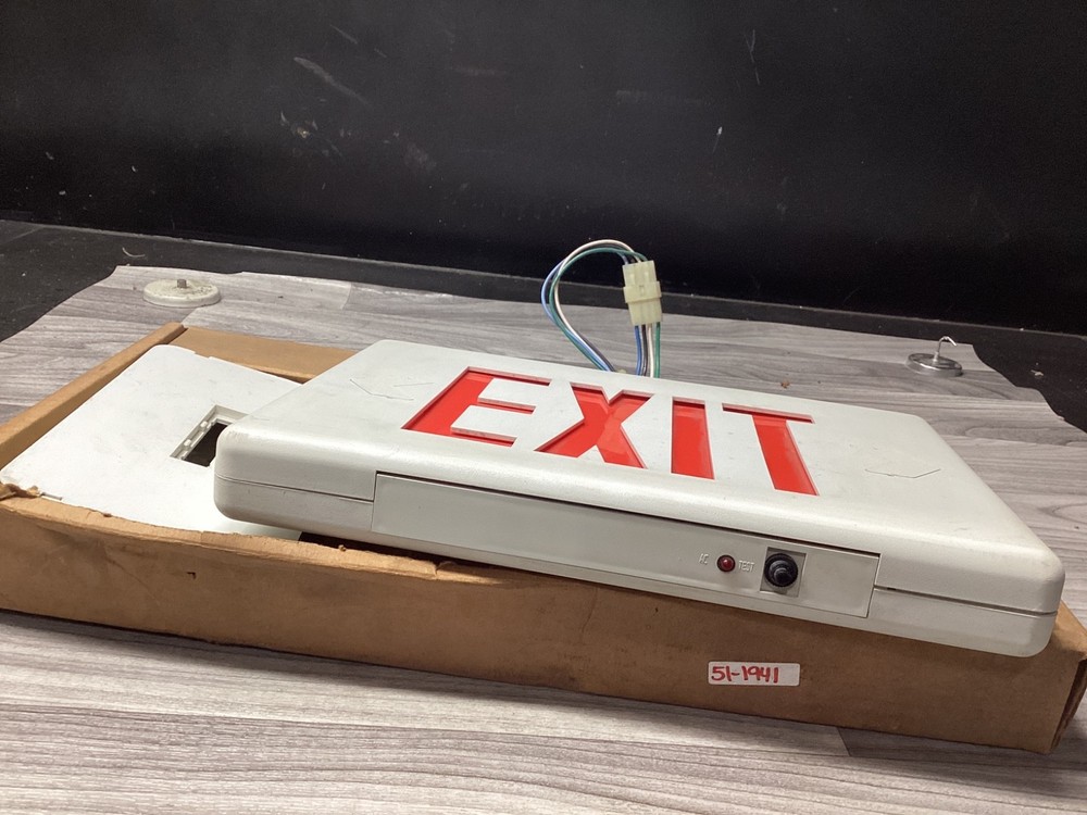 CHLORIDE SYSTEMS RED EXIT SIGN #125B91PR2