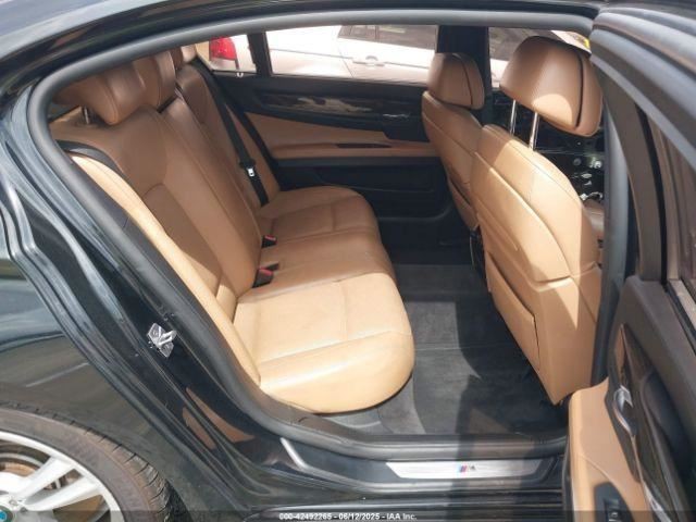750IL 2012 Glove Box 4912019