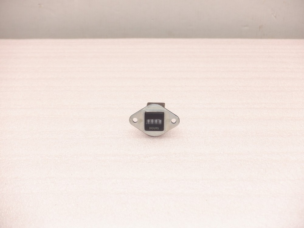 ELECTRO-DYNAMICS D16C8CE-16 SUBMINIATURE ELAPSED TIME INDICATOR