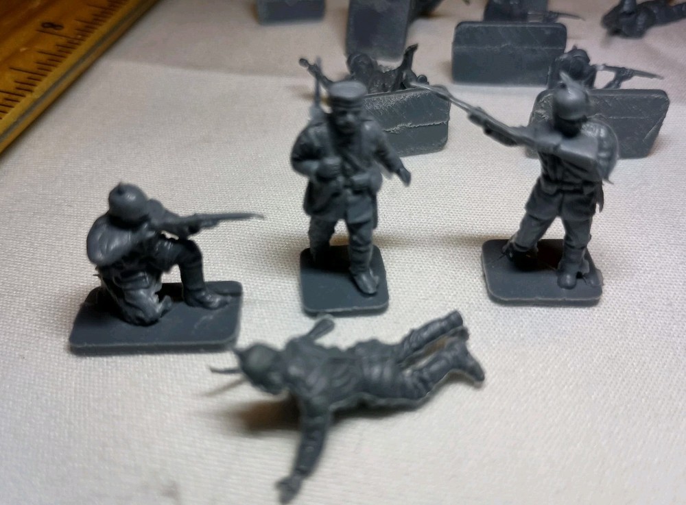 Army Men Lot - Different Sizes - Fire Fighters - Astronauts - 300+