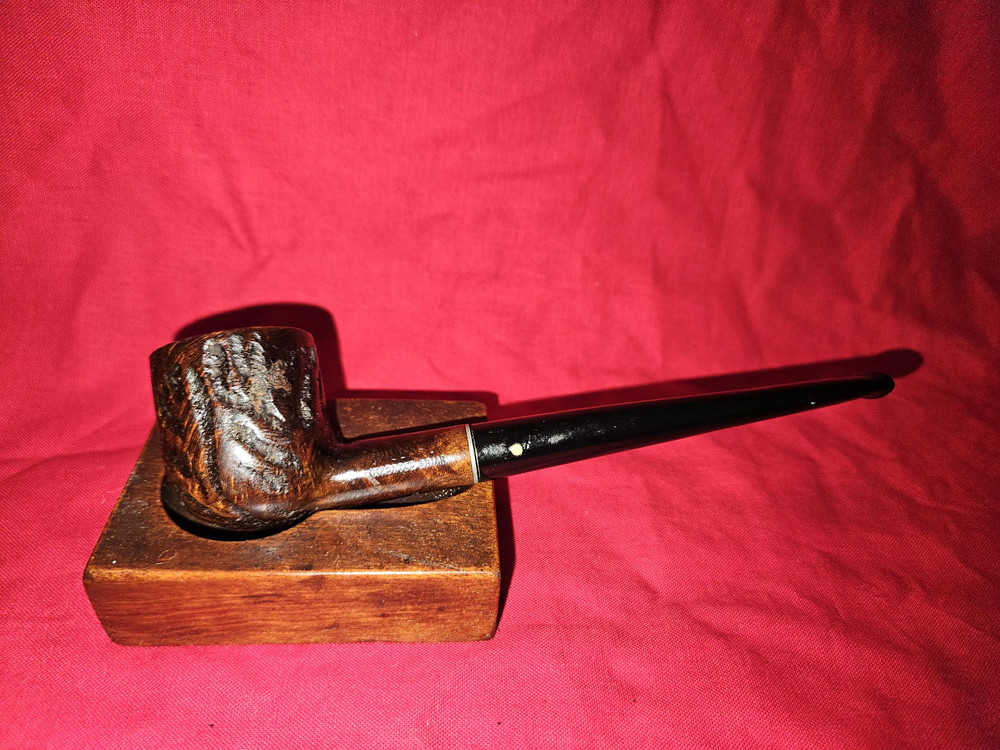 Willard Vintage Estate Pipe Imported Briar