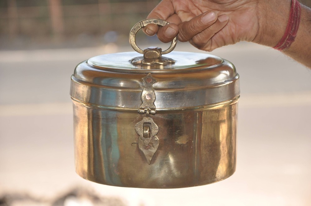 Vintage Brass Solid Handcrafted Fine Quality Bread / Chapati Box