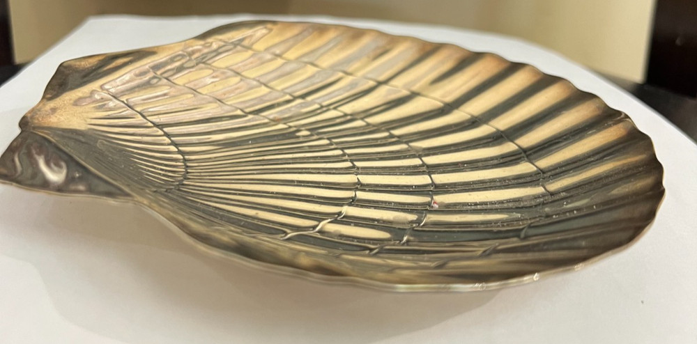 VINTAGE TIFFANY & CO. MAKERS STERLING SILVER SHELL CANDY DISH 6"