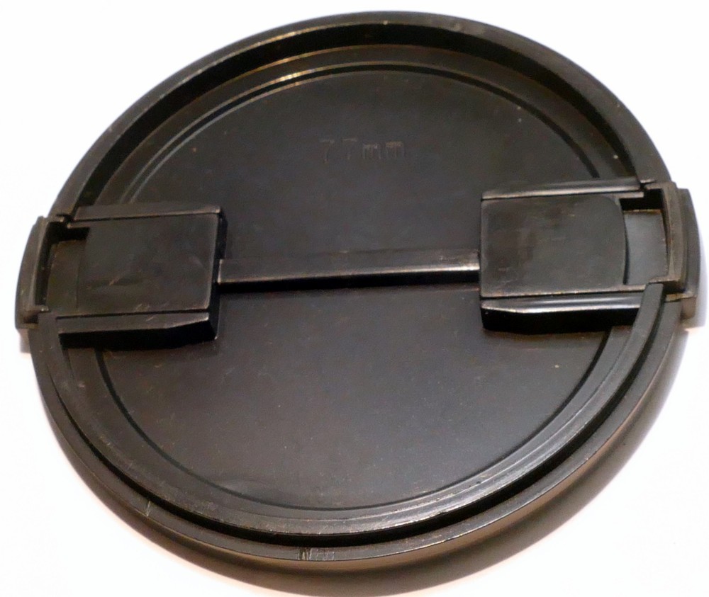 77mm lens front cap (snap on type) all black