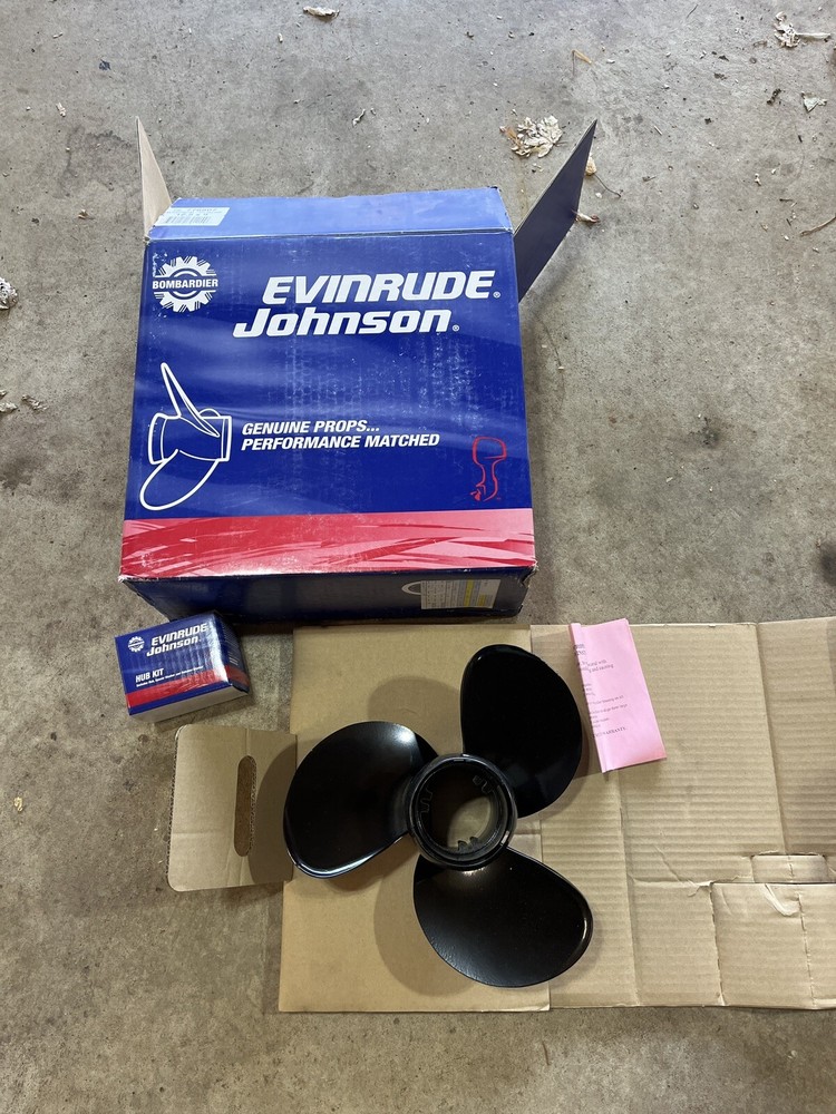 OEM Evinrude Propeller 776807