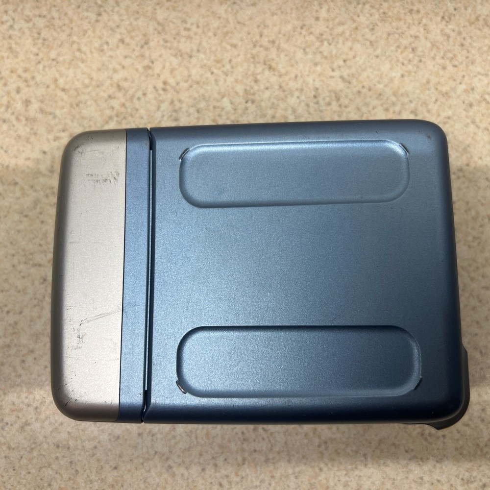 Polaroid One 600 Instant Camera Blue Vintage UNTESTED