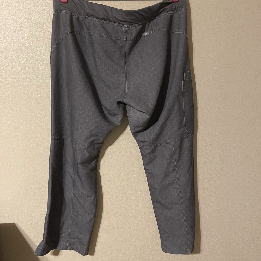 FIGS Scrub Set - Casma and Kade Graphite