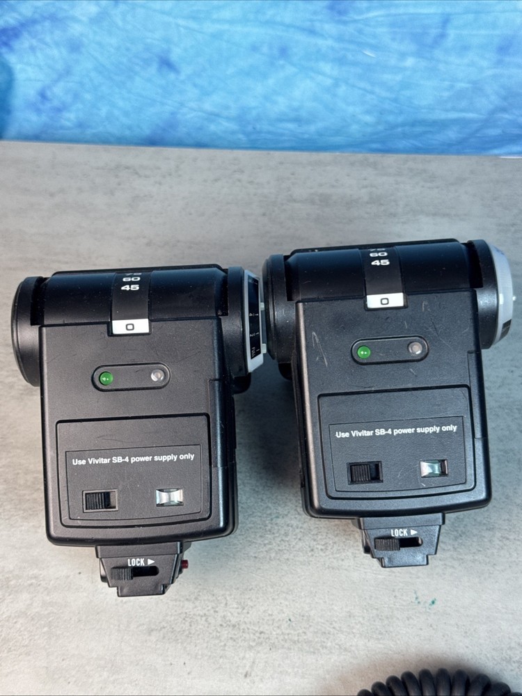 2 Vivitar 285 Flashes (STMs)