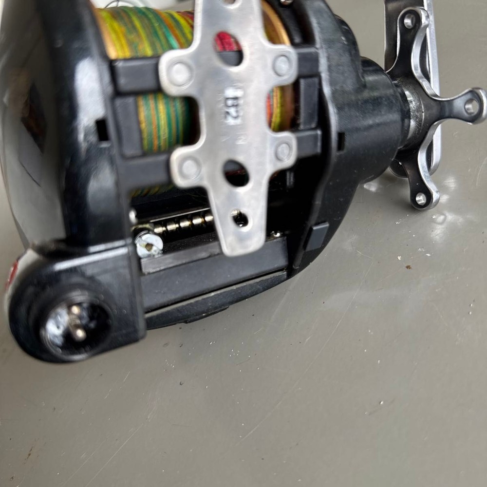 Den'emon Maru LT500 Electric Reel
