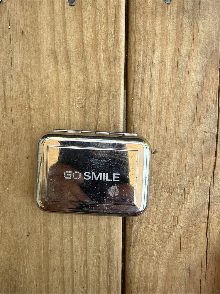 GO SMILE Teeth Whitening System 3 Days With Case