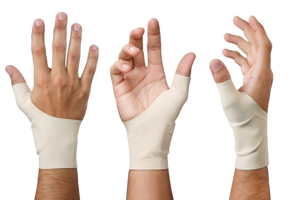 Mövibrace Silicone Padded Thumb and Wrist Compression Sleeve with Silcone Pad