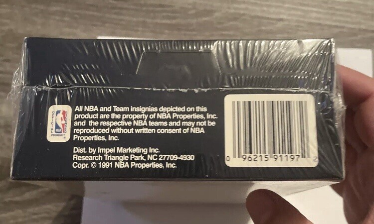 1991-92 NBA Hoops Series 1 Sealed Box