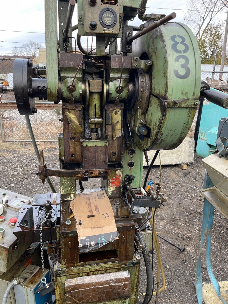 V & O 8 Ton Punch Press