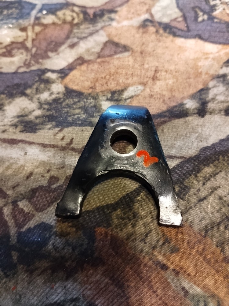 Distributor Clamp Mercruiser