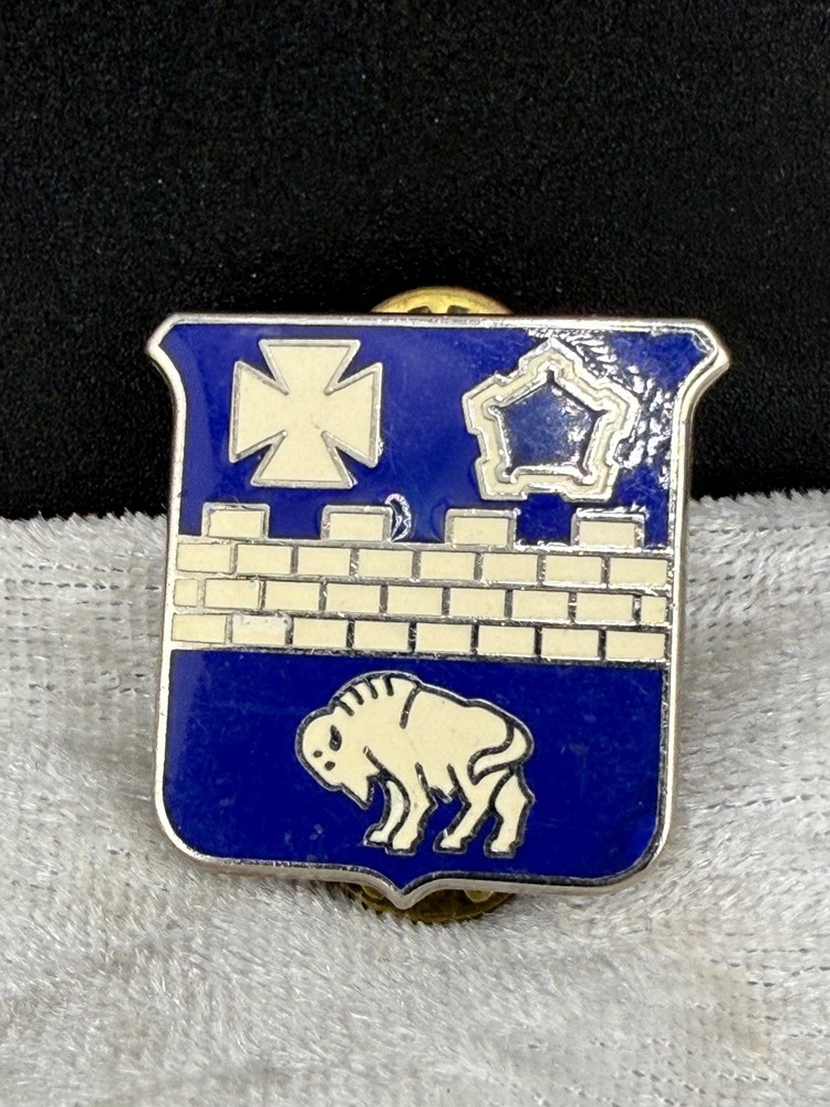US Army 175h Infantry Regiment Pin