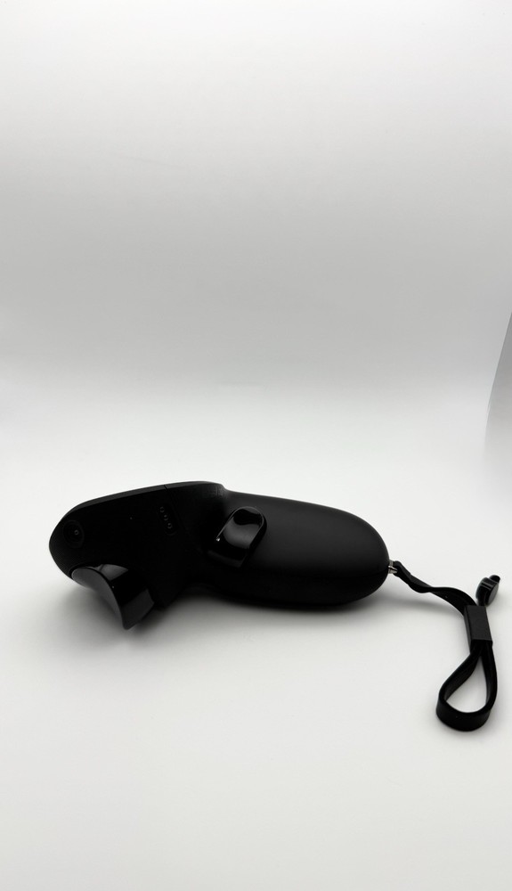 Meta Quest Pro VR Controller Only Right Hand Working | Tested