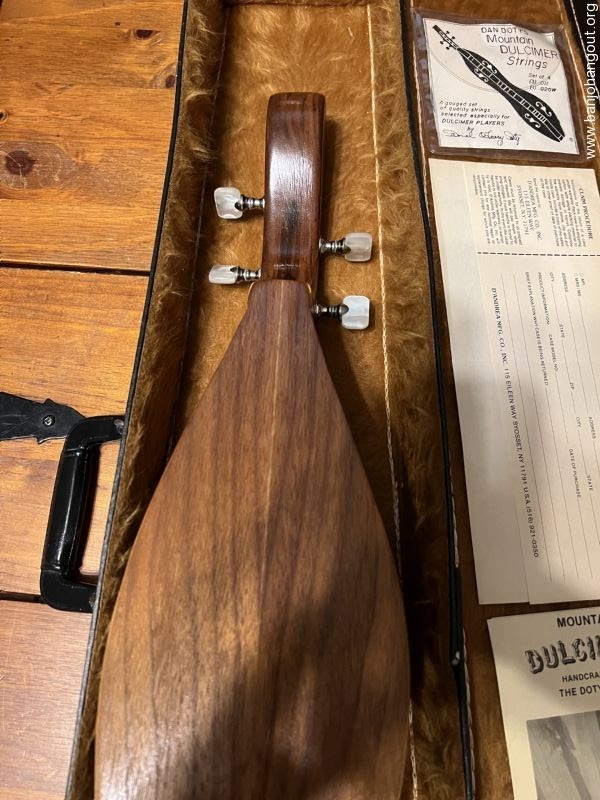 Daniel Doty mountain dulcimer with case and Doty papers