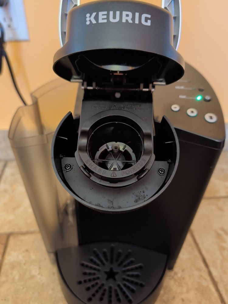 Keurig K50 Classic Automatic Single Serve Coffee Machine