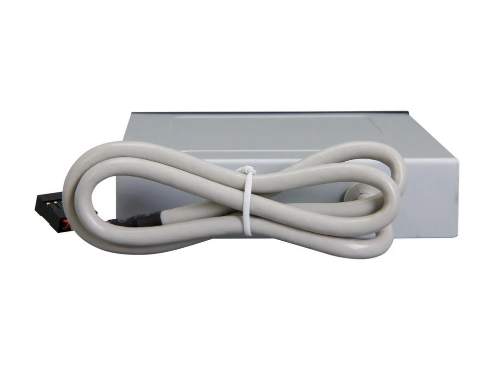 35FCREADBK3 - Startech Multi-Card Reader/Writer for 3.5" Drive Bay