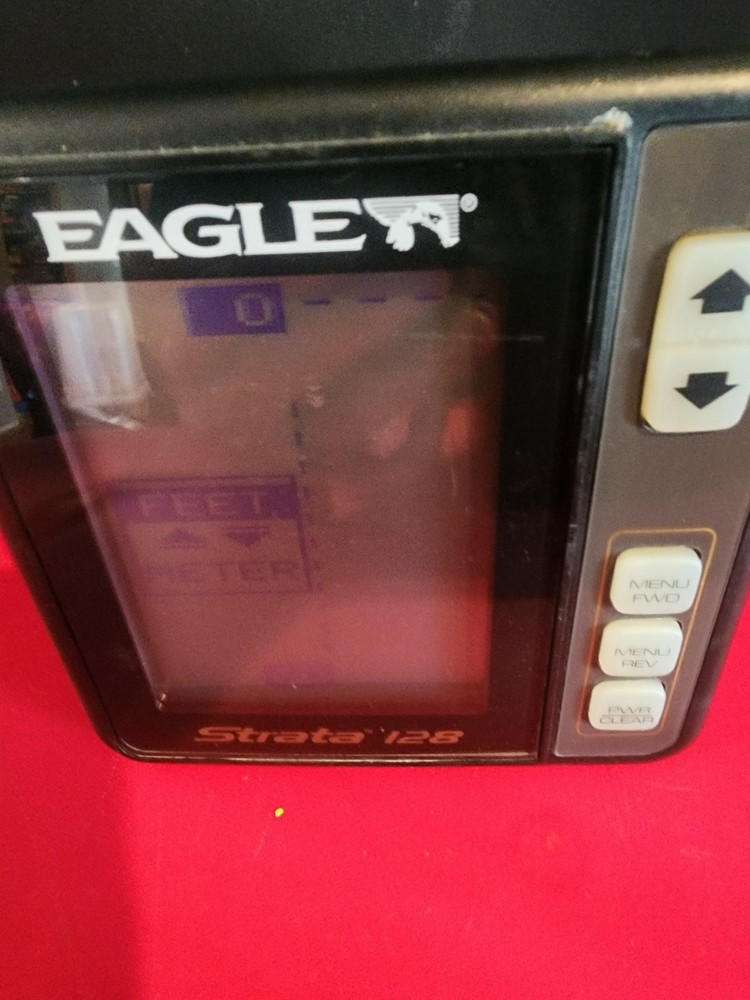 Eagle Strata View 128 Plus Fish Finder Head Unit + Case