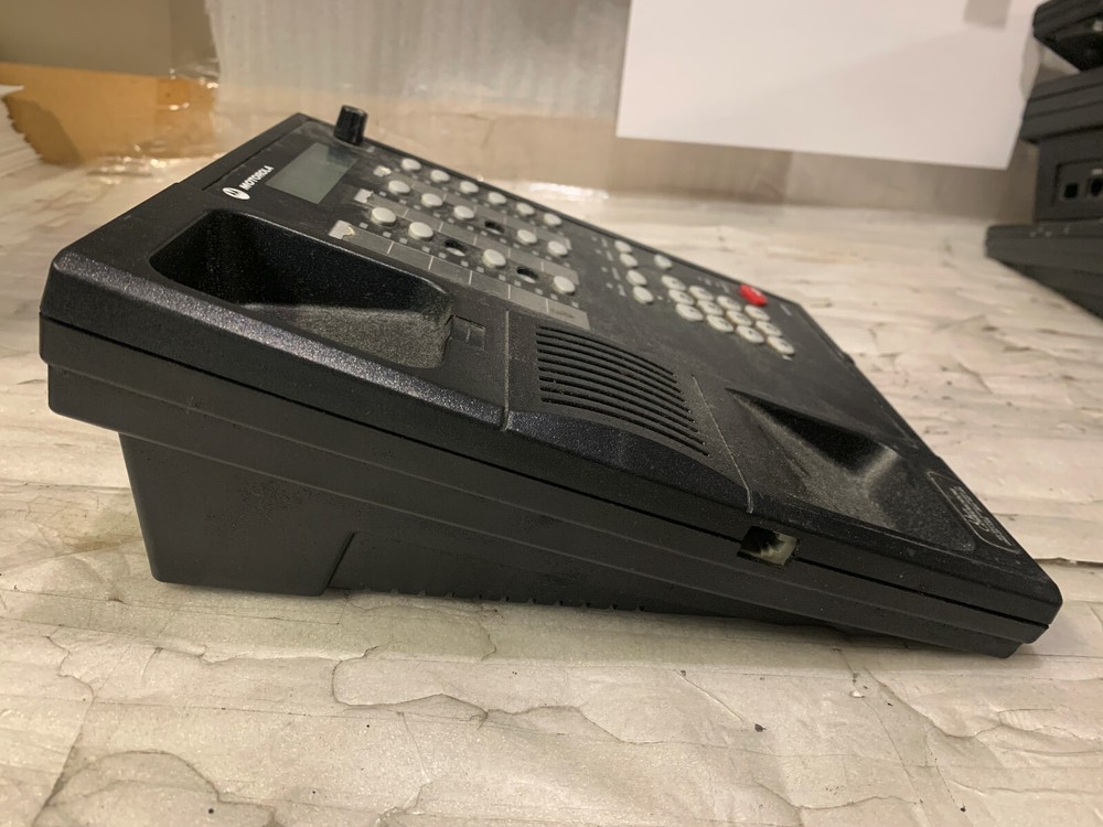 Motorola MC2000 Advanced Local Deskset Model L3216A | No cord