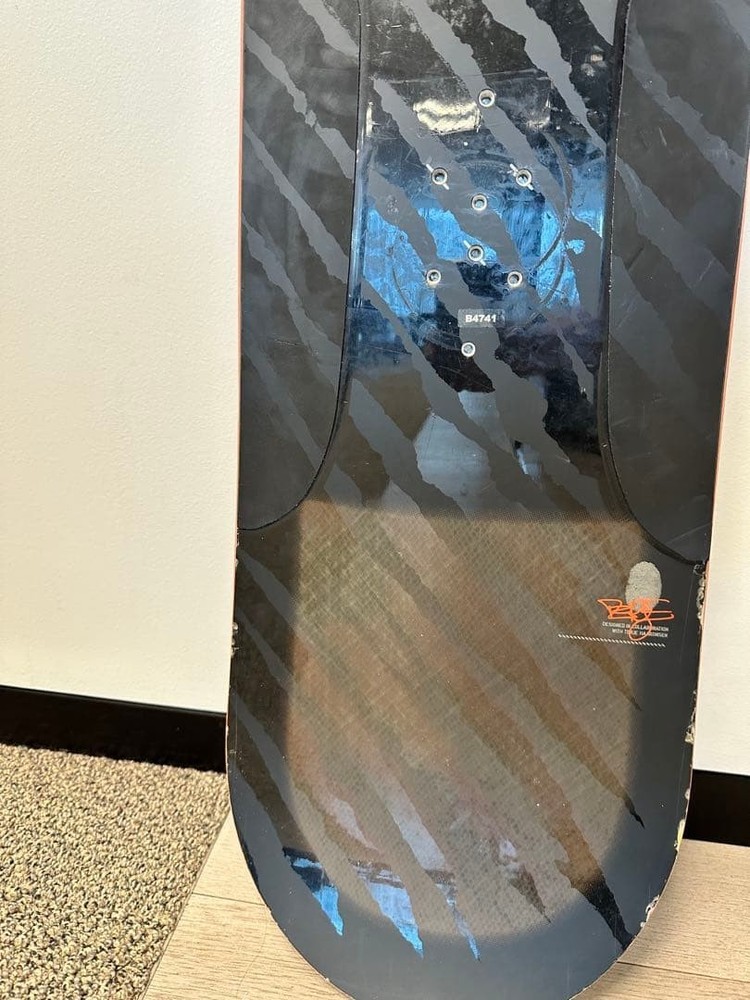 Burton T6 Snowboard Size 164cm