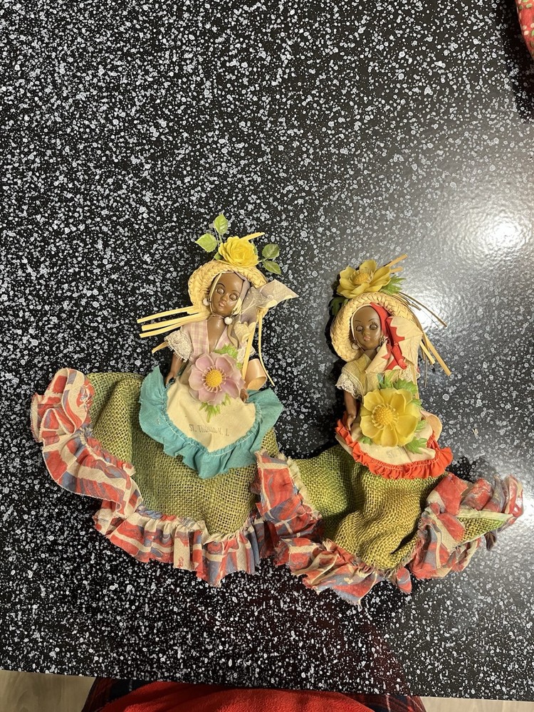 2 Pears craft dolls. Sleeping Eyes Dolls.
