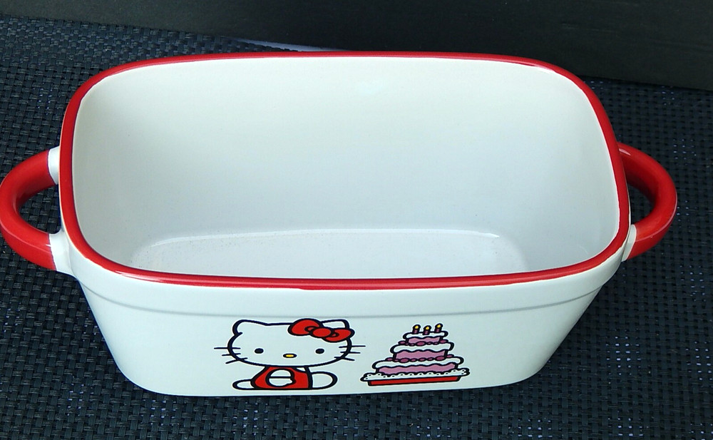 HELLO KITTY by SUNRIO BAKING DISH AUTHENTIC NEW
