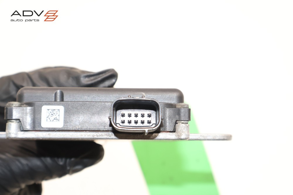 2015 - 2017 TOYOTA CAMRY REAR RIGHT SIDE BLIND SPOT RADAR SENSOR MODULE OEM