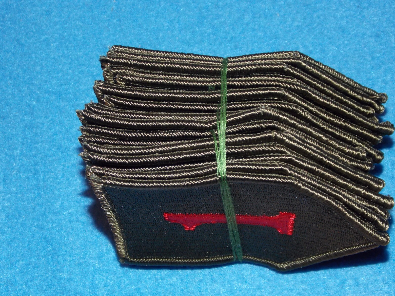 LOT OF 20 - 1ST INFANTRY DIVISION BIG RED ONE PATCHES - Insignia Unit US Army