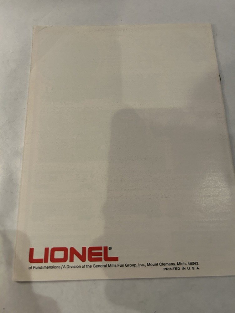 LIONEL 1975 Train Catalog