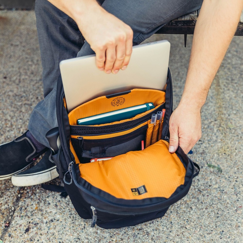 Gregory Rhune 20 Backpack - Carbon Black