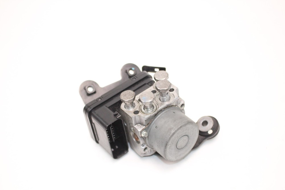 21-24 Triumph Trident 660 Abs Control Module Pump