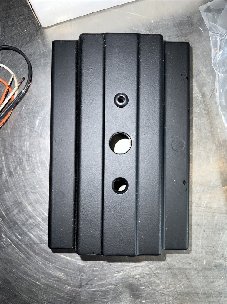 Nos Surplus Emergency Sign Mounting Plate