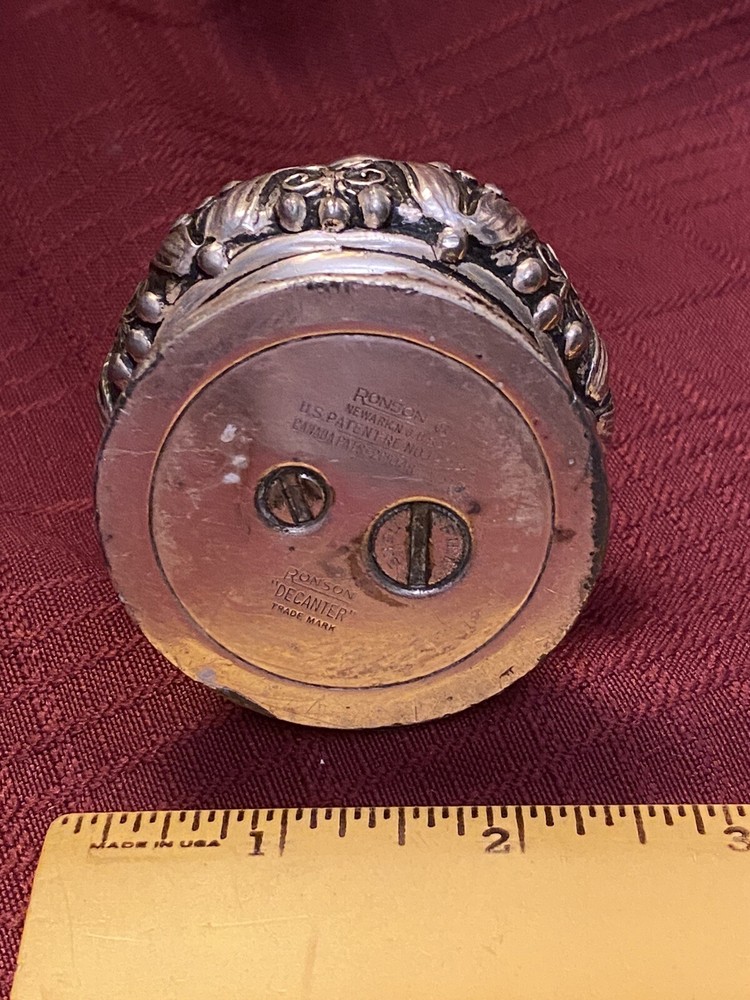 RONSON "DECANTER" Lighter...Vintage...Silverplate