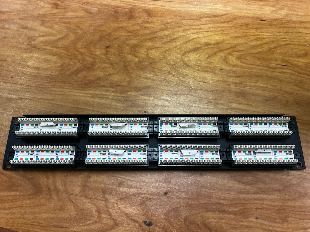 UNTESTED AMP NETCONNECT CAT 5E SYSTEM 48 PORT