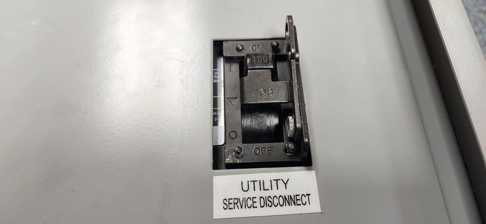 Cummins Onan RSS100-6868 100A 240VAC 1PH 2P Automatic Transfer Switch